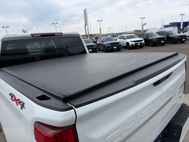 2024 Chevrolet Silverado 1500 4WD Crew Cab Short Bed RST