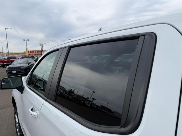 2024 Chevrolet Silverado 1500 4WD Crew Cab Short Bed RST