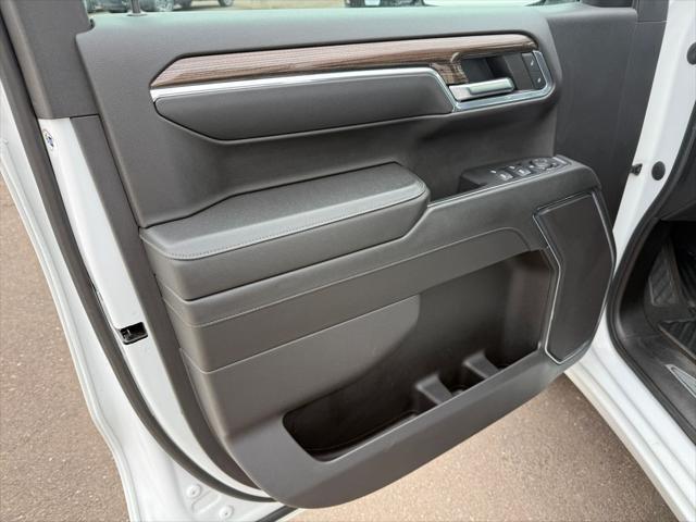 2024 Chevrolet Silverado 1500 4WD Crew Cab Short Bed RST