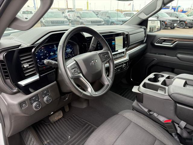 2024 Chevrolet Silverado 1500 4WD Crew Cab Short Bed RST
