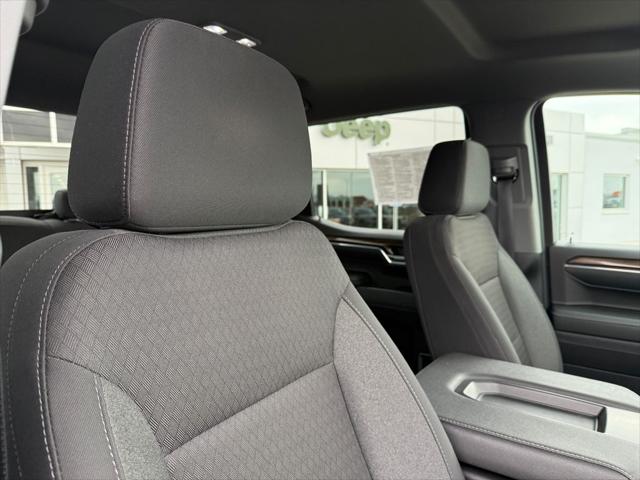 2024 Chevrolet Silverado 1500 4WD Crew Cab Short Bed RST