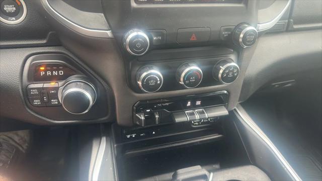 2019 Ram 1500 Big Horn/Lone Star Crew Cab 4x4 5'7" Box