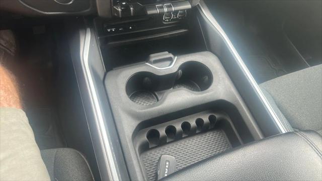 2019 Ram 1500 Big Horn/Lone Star Crew Cab 4x4 5'7" Box