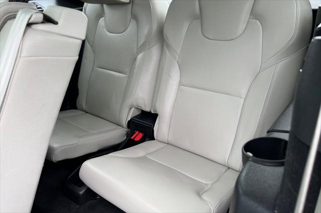 2023 Volvo XC90 Recharge T8 Plus Bright Theme 7-Seater