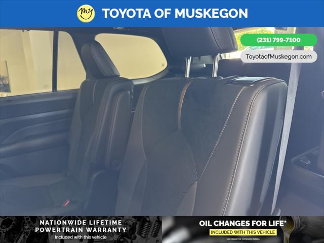 2025 Toyota Grand Highlander Hybrid Platinum MAX