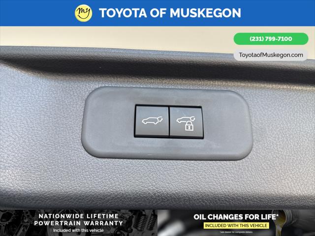 2025 Toyota Grand Highlander Hybrid Platinum MAX