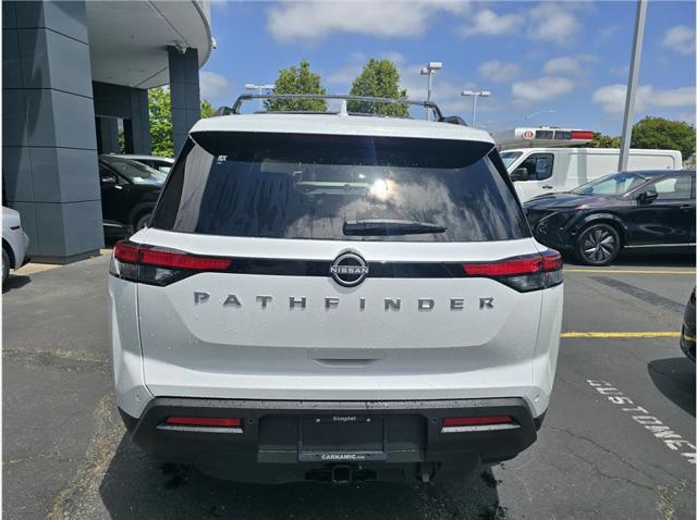 2025 Nissan Pathfinder SV FWD