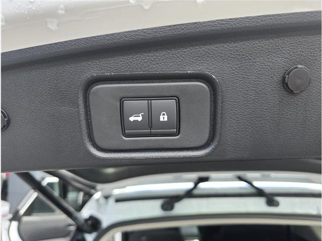2025 Nissan Pathfinder SV FWD