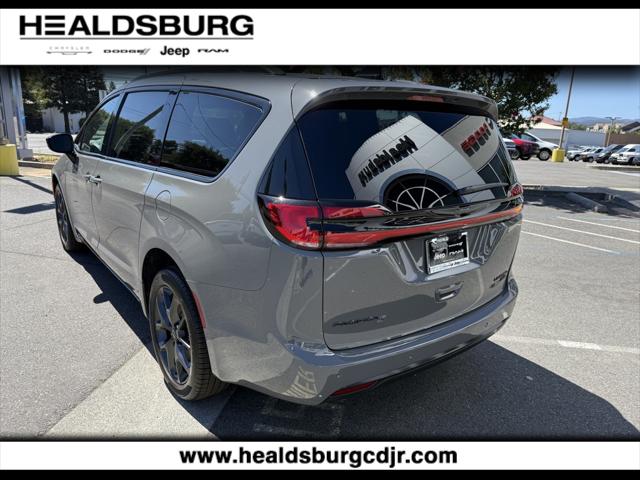 2025 Chrysler Pacifica PACIFICA LIMITED AWD