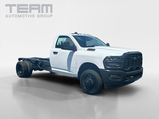 2025 RAM Ram 3500 Chassis Cab RAM 3500 TRADESMAN CHASSIS REGULAR CAB 4X4 84 CA