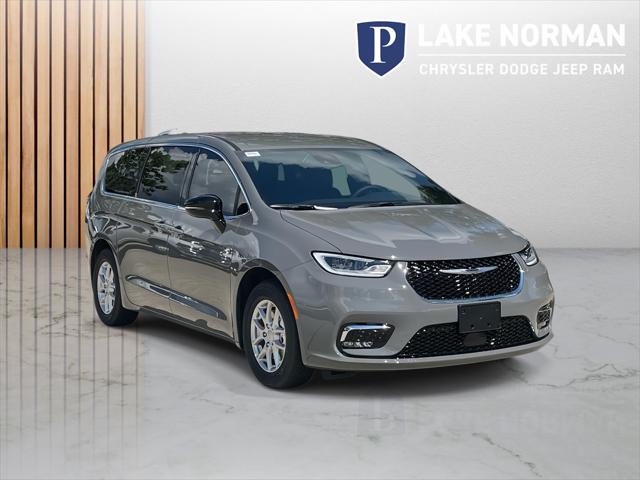 2025 Chrysler Pacifica PACIFICA SELECT