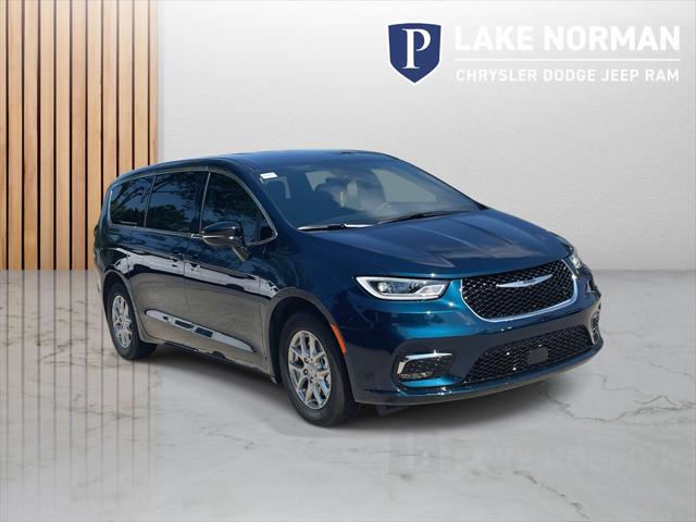 2025 Chrysler Pacifica PACIFICA SELECT