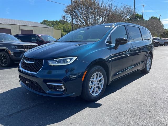 2025 Chrysler Pacifica PACIFICA SELECT