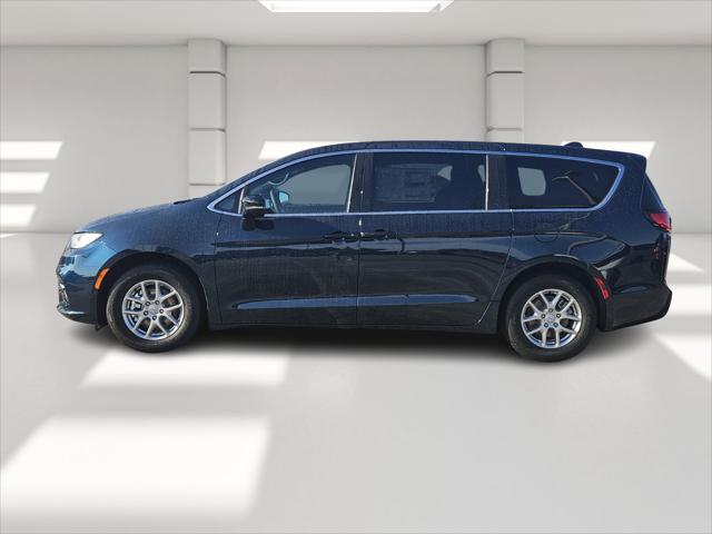2025 Chrysler Pacifica PACIFICA SELECT