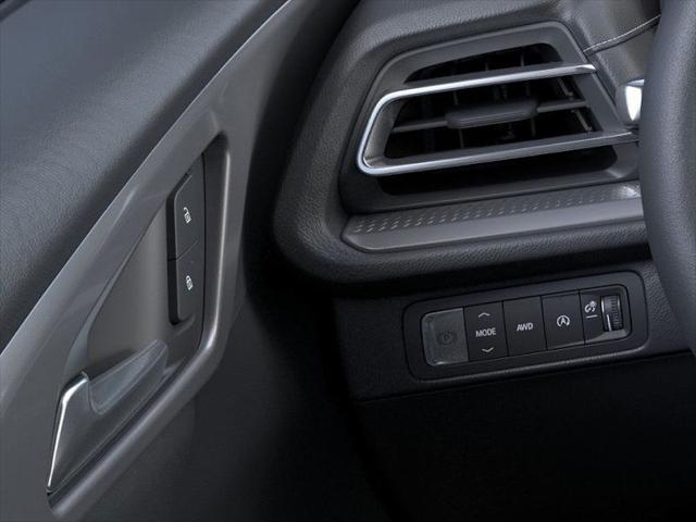 2025 Chevrolet Traverse AWD LT