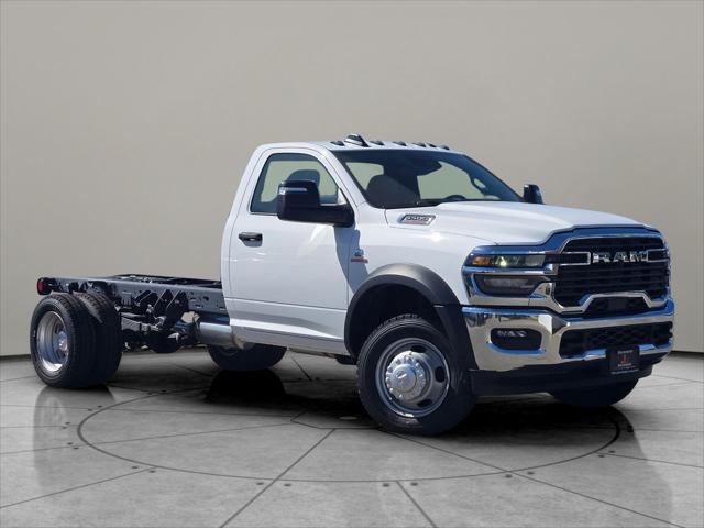 2025 RAM Ram 5500 Chassis Cab RAM 5500 TRADESMAN CHASSIS REGULAR CAB 4X4 84 CA 2025 RAM Ram 5500 Chassis Cab RAM 5500 TRADESMAN CHASSIS REGULAR CAB 4X4 84 CA