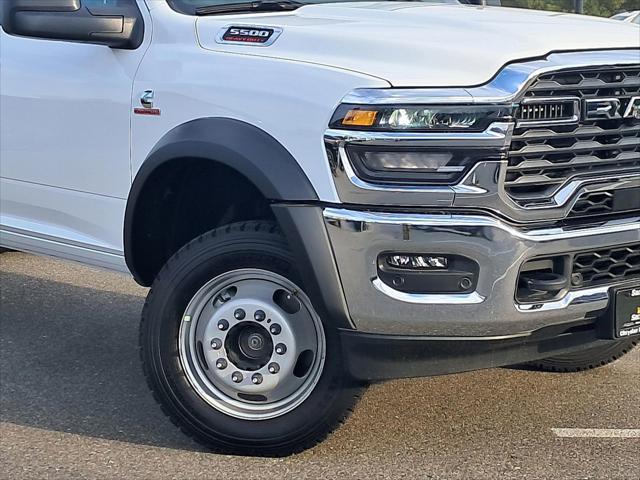 2025 RAM Ram 5500 Chassis Cab RAM 5500 TRADESMAN CHASSIS REGULAR CAB 4X4 108 CA
