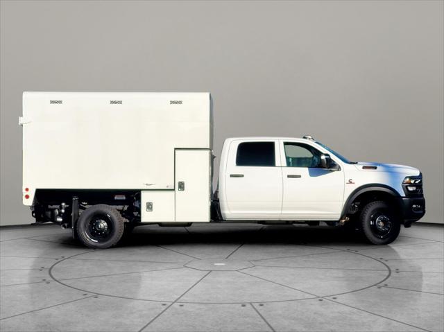 2025 RAM Ram 5500 Chassis Cab RAM 5500 TRADESMAN CHASSIS CREW CAB 4X4 84 CA 2025 RAM Ram 5500 Chassis Cab RAM 5500 TRADESMAN CHASSIS CREW CAB 4X4 84 CA