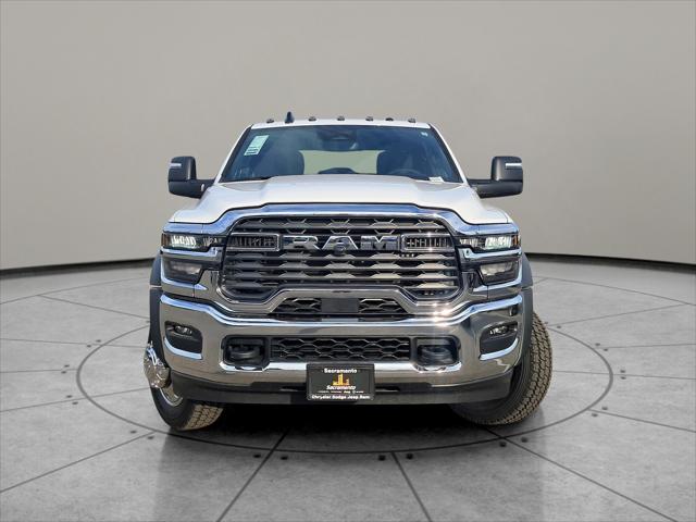 2025 RAM Ram 5500 Chassis Cab RAM 5500 TRADESMAN CHASSIS CREW CAB 4X4 84 CA 2025 RAM Ram 5500 Chassis Cab RAM 5500 TRADESMAN CHASSIS CREW CAB 4X4 84 CA