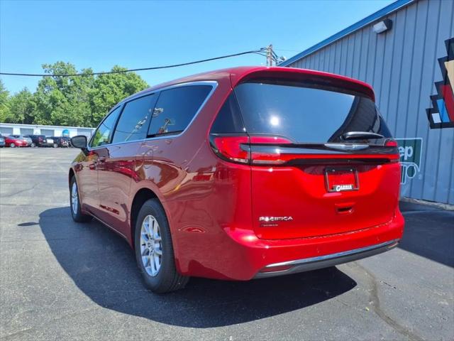2025 Chrysler Pacifica PACIFICA SELECT