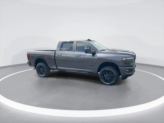 2025 RAM Ram 3500 RAM 3500 LARAMIE CREW CAB 4X4 64 BOX