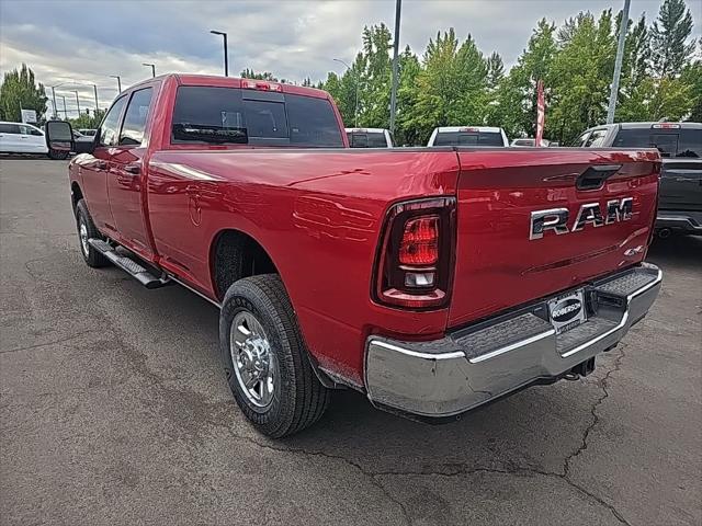2025 RAM Ram 3500 RAM 3500 TRADESMAN CREW CAB 4X4 8 BOX