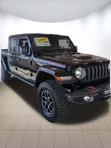 2025 Jeep Gladiator GLADIATOR RUBICON 4X4