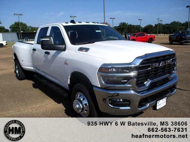 2025 RAM Ram 3500 RAM 3500 TRADESMAN CREW CAB 4X4 8 BOX