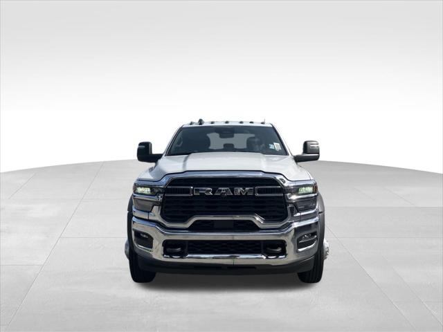 2025 RAM Ram 5500 Chassis Cab RAM 5500 TRADESMAN CHASSIS CREW CAB 4X4 84 CA