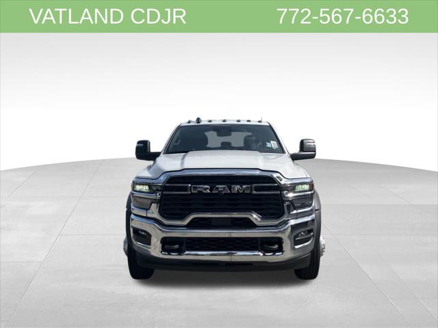 2025 RAM Ram 5500 Chassis Cab RAM 5500 TRADESMAN CHASSIS CREW CAB 4X4 84 CA