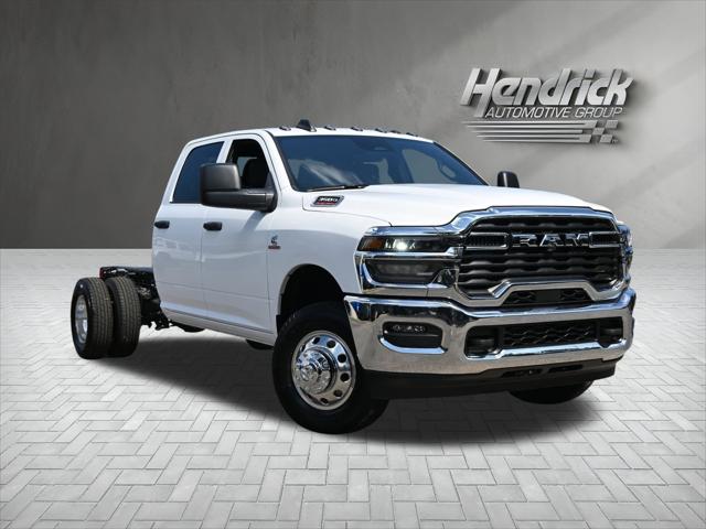 2025 RAM Ram 3500 Chassis Cab RAM 3500 TRADESMAN CREW CAB CHASSIS 4X4 60 CA
