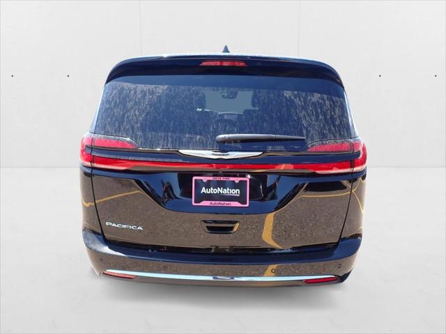 2025 Chrysler Pacifica PACIFICA SELECT