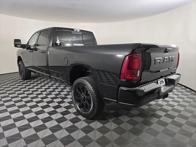 2025 Ram 3500 Big Horn Crew Cab 4x4 8' Box