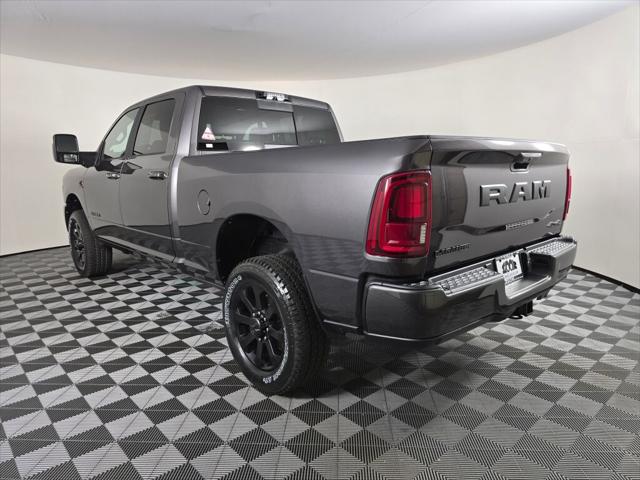 2025 Ram 3500 Big Horn Crew Cab 4x4 8' Box