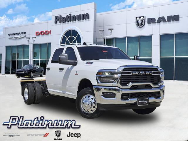 2025 RAM Ram 3500 Chassis Cab RAM 3500 TRADESMAN CREW CAB CHASSIS 4X4 60 CA
