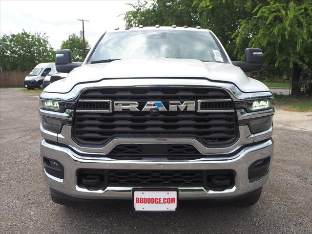 2025 RAM Ram 3500 Chassis Cab RAM 3500 TRADESMAN CREW CAB CHASSIS 4X4 60 CA