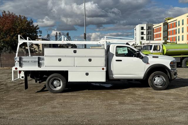 2025 RAM Ram 5500 Chassis Cab RAM 5500 TRADESMAN CHASSIS REGULAR CAB 4X4 84 CA