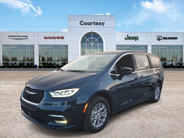 2025 Chrysler Pacifica PACIFICA SELECT