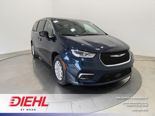 2025 Chrysler Pacifica PACIFICA SELECT
