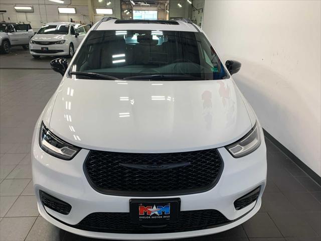 2025 Chrysler Pacifica PACIFICA SELECT