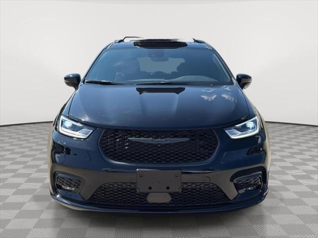 2025 Chrysler Pacifica PACIFICA SELECT