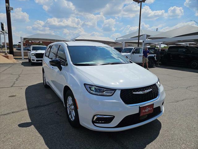 2025 Chrysler Pacifica PACIFICA SELECT