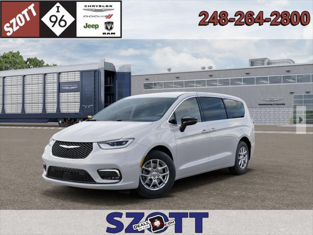 2025 Chrysler Pacifica Select for sale in New Hudson, MI