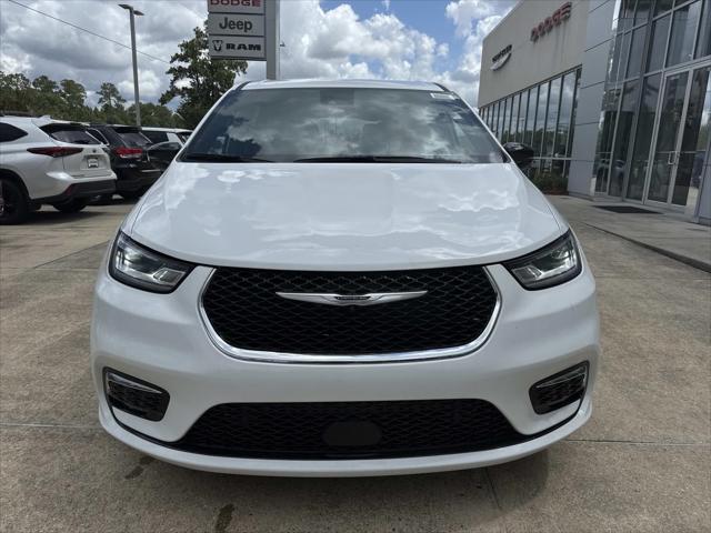 2025 Chrysler Pacifica PACIFICA SELECT