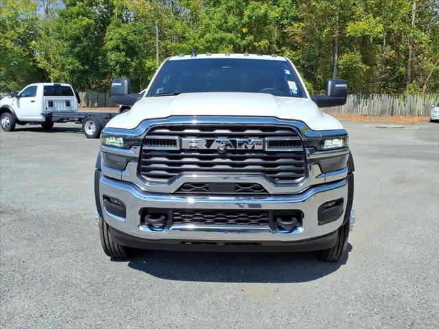 2025 RAM Ram 5500 Chassis Cab RAM 5500 TRADESMAN CHASSIS REGULAR CAB 4X4 108 CA 2025 RAM Ram 5500 Chassis Cab RAM 5500 TRADESMAN CHASSIS REGULAR CAB 4X4 108 CA