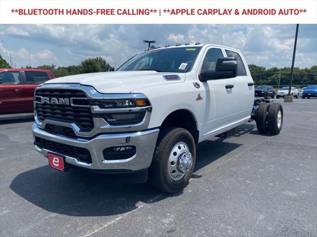 2025 RAM Ram 3500 Chassis Cab RAM 3500 TRADESMAN CREW CAB CHASSIS 4X4 60 CA