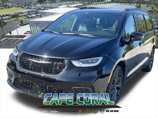2025 Chrysler Pacifica PACIFICA LIMITED