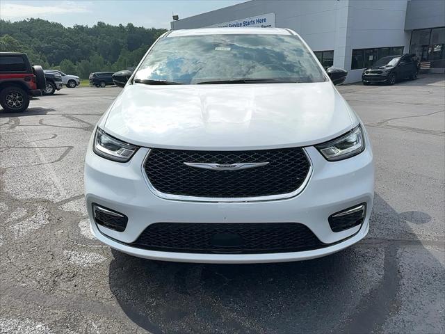 2025 Chrysler Pacifica PACIFICA SELECT