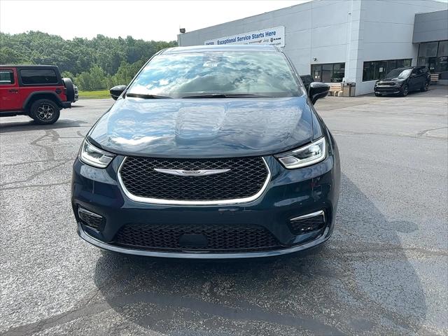 2025 Chrysler Pacifica PACIFICA SELECT