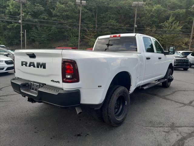 2025 Ram 3500 Tradesman Crew Cab 4x4 8' Box